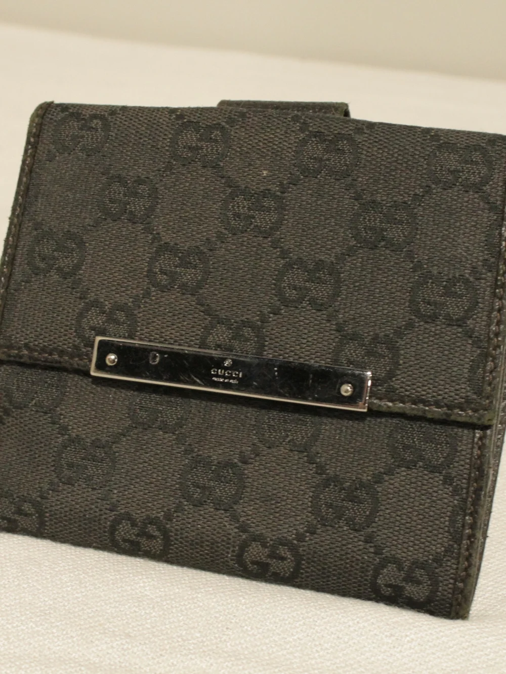 Gucci Men's Black GG Canvas Wallet with Silver Hardware
